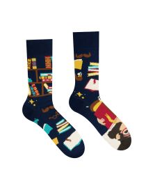 Glückliche Bücherwurm-Socken