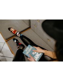 Glückliche Bücherwurm-Socken