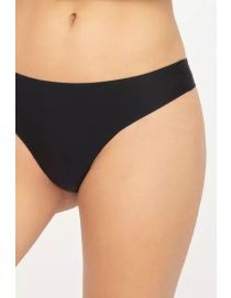Nahtloser String-Tanga mit ultra-bequemen Eigenschaften