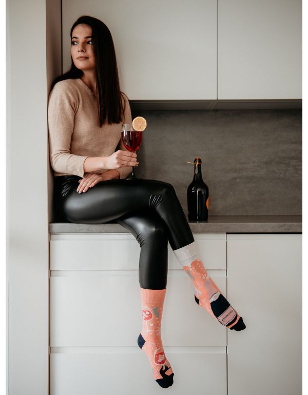 Glückliche Prosecco-Socken