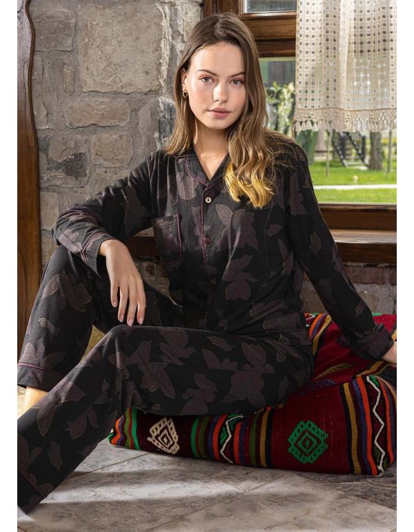 Damenpyjama mit Knopfleiste