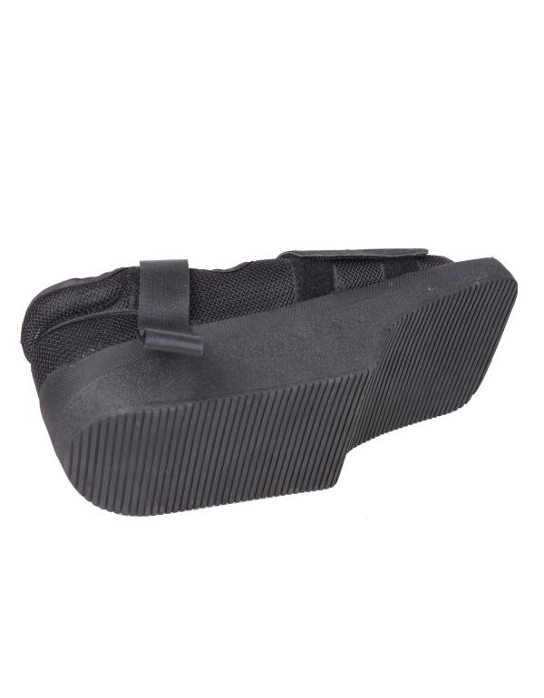 Postoperative Schuhe bei Großzehen